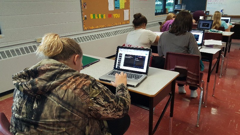 10th Grade Language Arts II "Using technology with reading"